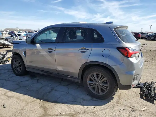 JA4AP4AU8LU015992 2020 MITSUBISHI OUTLANDER - Image 2
