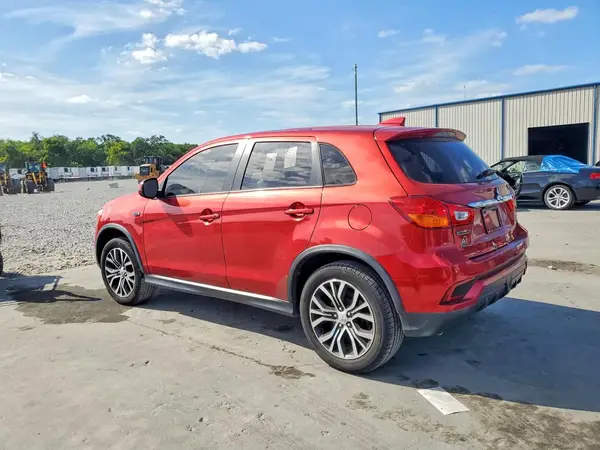 JA4AP4AU9KU002716 2019 MITSUBISHI OUTLANDER - Image 2
