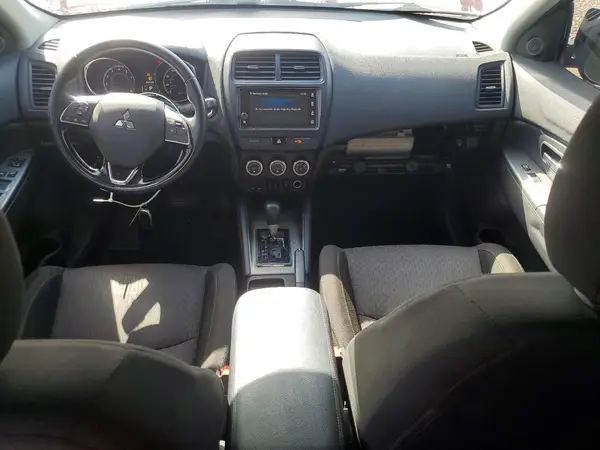 JA4AP4AU9KU002716 2019 MITSUBISHI OUTLANDER - Image 8