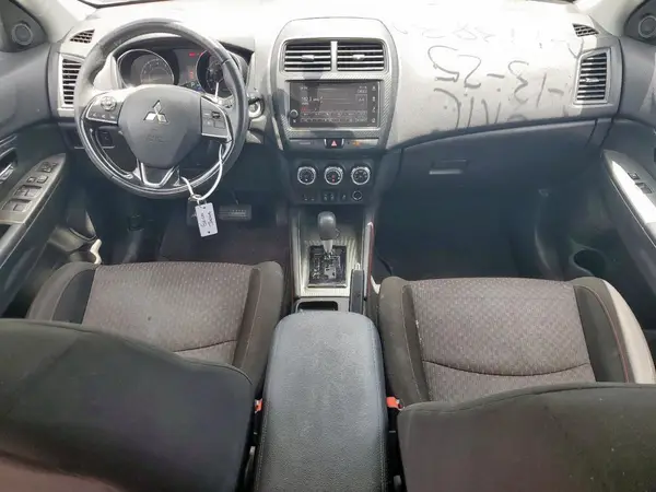JA4AP4AU9KU013490 2019 MITSUBISHI OUTLANDER - Image 8