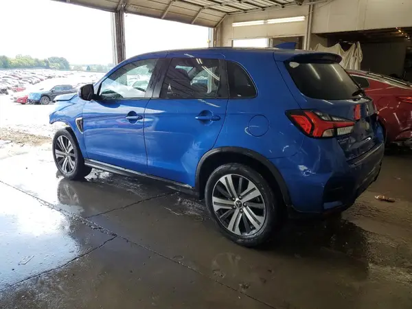JA4AP4AU9LU005536 2020 MITSUBISHI OUTLANDER - Image 2
