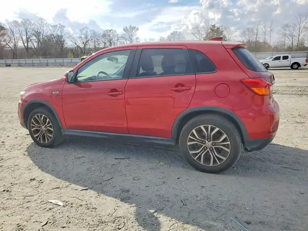 JA4AP4AUXKU003647 2019 MITSUBISHI OUTLANDER - Image 2