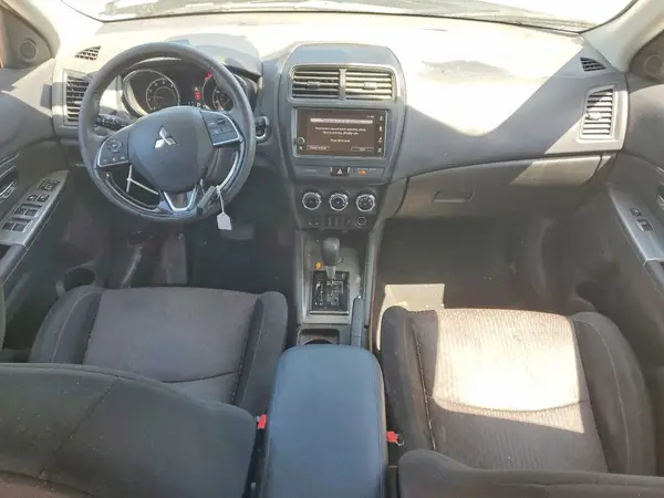 JA4AP4AUXKU011232 2019 MITSUBISHI OUTLANDER - Image 8