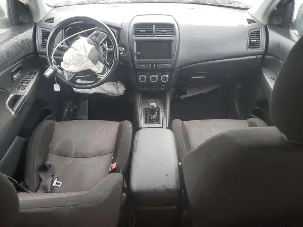 JA4AP4AUXKU012591 2019 MITSUBISHI OUTLANDER - Image 8