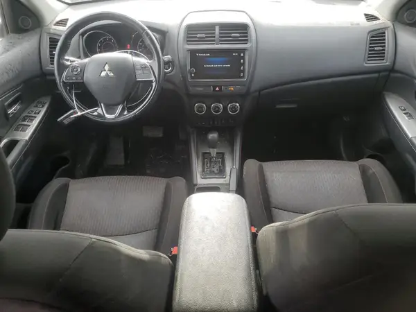 JA4AP4AUXKU026409 2019 MITSUBISHI OUTLANDER - Image 8