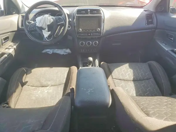 JA4AP4AUXLU004797 2020 MITSUBISHI OUTLANDER - Image 8