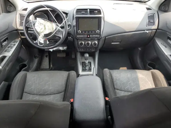 JA4AP4AUXLU006291 2020 MITSUBISHI OUTLANDER - Image 8