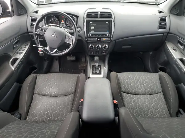 JA4AP4AUXLU015721 2020 MITSUBISHI OUTLANDER - Image 8