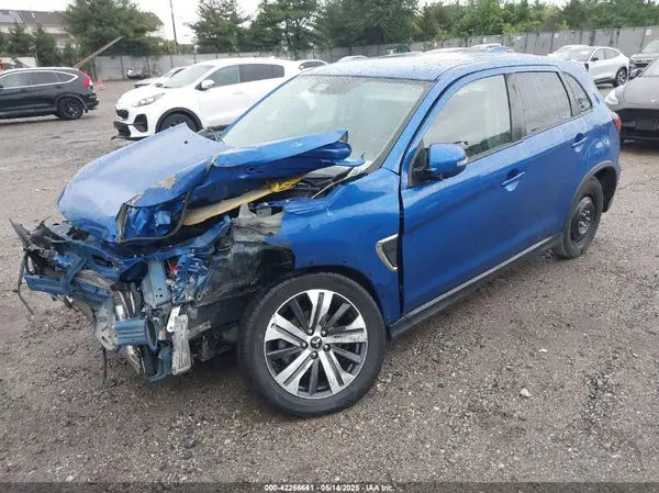 JA4AP4AUXLU023270 2020 MITSUBISHI OUTLANDER - Image 2