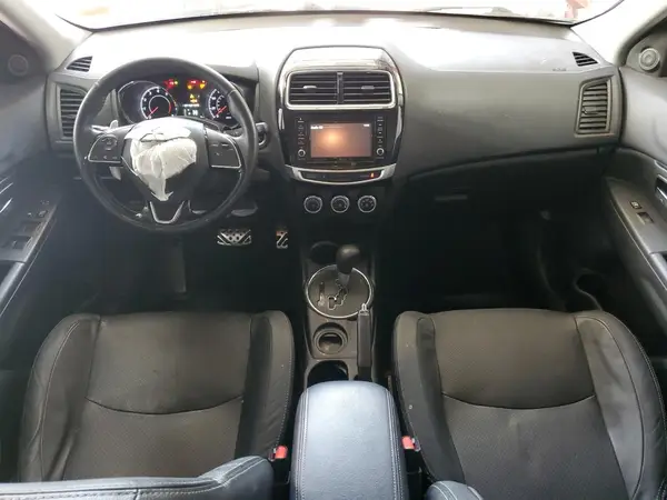 JA4AP4AW0HZ036654 2017 MITSUBISHI OUTLANDER - Image 8