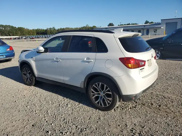 JA4AP4AW0HZ053972 2017 MITSUBISHI OUTLANDER - Image 2