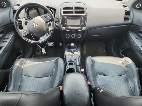 JA4AP4AW1GZ024138 2016 MITSUBISHI OUTLANDER - Image 8