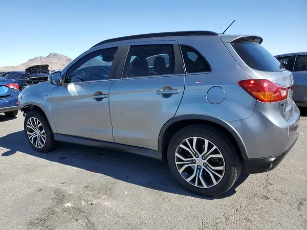 JA4AP4AW1GZ045023 2016 MITSUBISHI OUTLANDER - Image 2