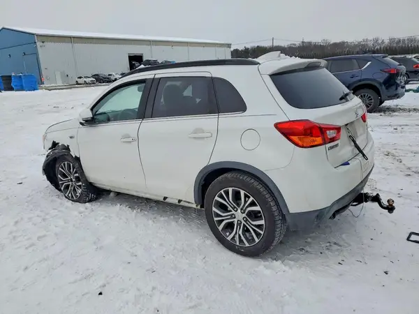 JA4AP4AW1HZ036999 2017 MITSUBISHI OUTLANDER - Image 2
