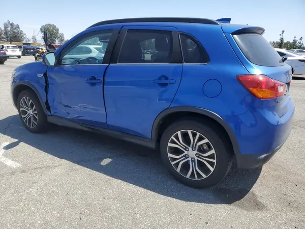 JA4AP4AW1HZ063183 2017 MITSUBISHI OUTLANDER - Image 2