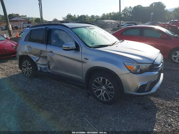 JA4AP4AW1JZ026169 2018 MITSUBISHI OUTLANDER - Image 1