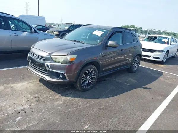 JA4AP4AW2GZ047279 2016 MITSUBISHI OUTLANDER - Image 2