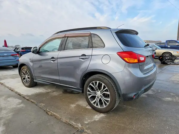 JA4AP4AW2GZ051669 2016 MITSUBISHI OUTLANDER - Image 2
