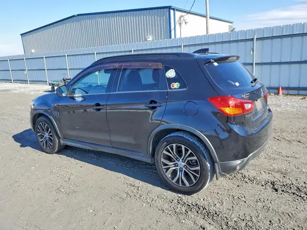 JA4AP4AW2HZ021301 2017 MITSUBISHI OUTLANDER - Image 2