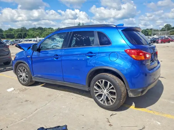 JA4AP4AW2HZ024084 2017 MITSUBISHI OUTLANDER - Image 2