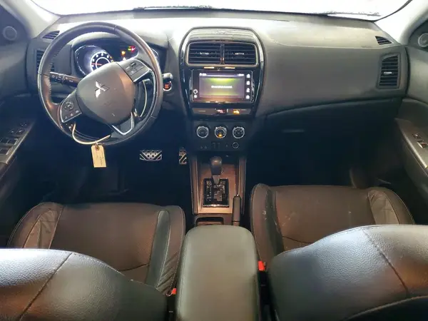 JA4AP4AW2JU006414 2018 MITSUBISHI OUTLANDER - Image 8