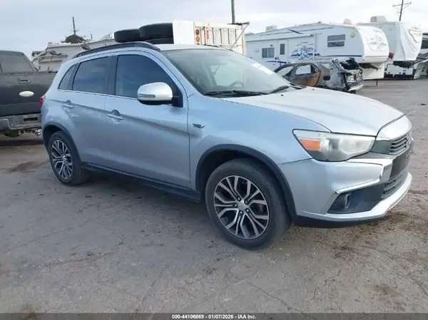 JA4AP4AW3GZ027297 2016 MITSUBISHI OUTLANDER - Image 1