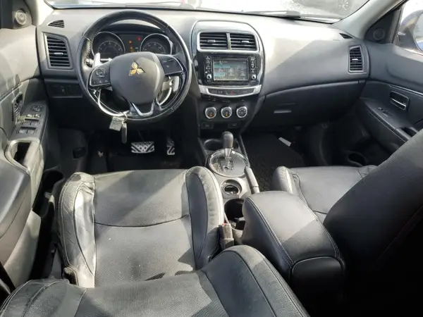 JA4AP4AW3GZ045038 2016 MITSUBISHI OUTLANDER - Image 8