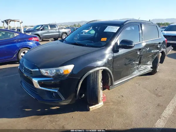 JA4AP4AW3GZ047808 2016 MITSUBISHI OUTLANDER - Image 2