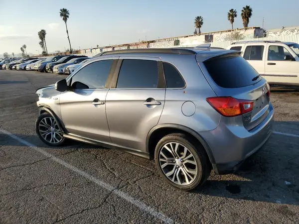 JA4AP4AW3HZ061936 2017 MITSUBISHI OUTLANDER - Image 2