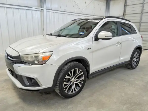 JA4AP4AW3JU009371 2018 MITSUBISHI OUTLANDER - Image 1