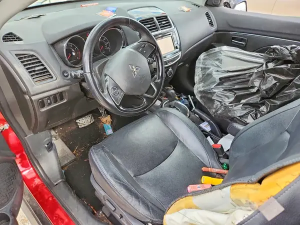 JA4AP4AW4HZ018903 2017 MITSUBISHI OUTLANDER - Image 8
