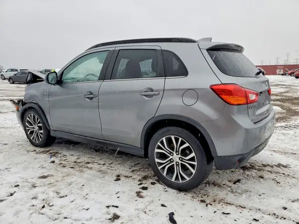 JA4AP4AW4HZ020036 2017 MITSUBISHI OUTLANDER - Image 2