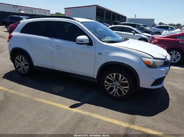JA4AP4AW4HZ040240 2017 MITSUBISHI OUTLANDER - Image 1