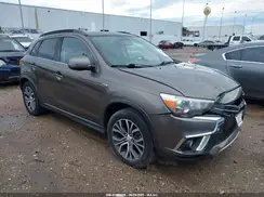 JA4AP4AW4JU018385 2018 MITSUBISHI OUTLANDER