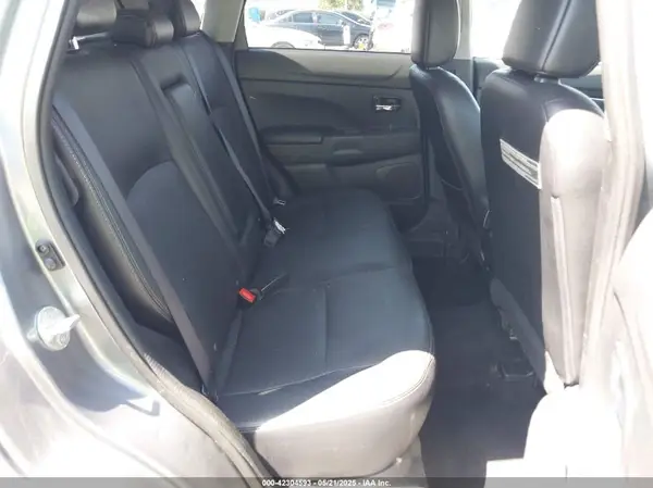 JA4AP4AW5GZ028306 2016 MITSUBISHI OUTLANDER - Image 8