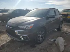 JA4AP4AW5JU001689 2018 MITSUBISHI OUTLANDER