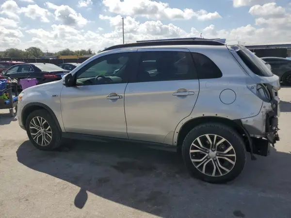 JA4AP4AW5KU014962 2019 MITSUBISHI OUTLANDER - Image 2