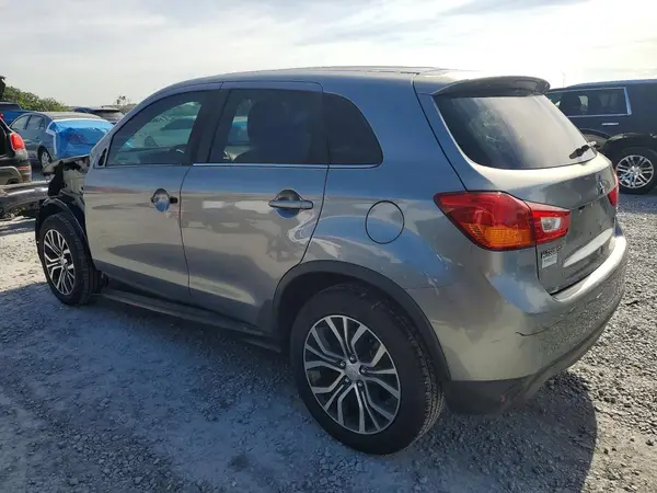 JA4AP4AW6HZ066032 2017 MITSUBISHI OUTLANDER - Image 2