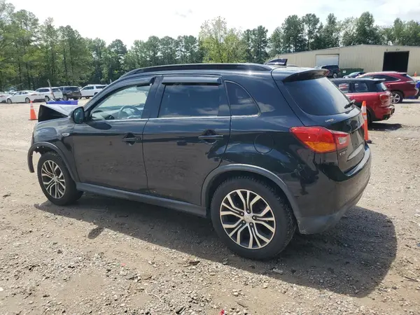 JA4AP4AW7HZ018412 2017 MITSUBISHI OUTLANDER - Image 2