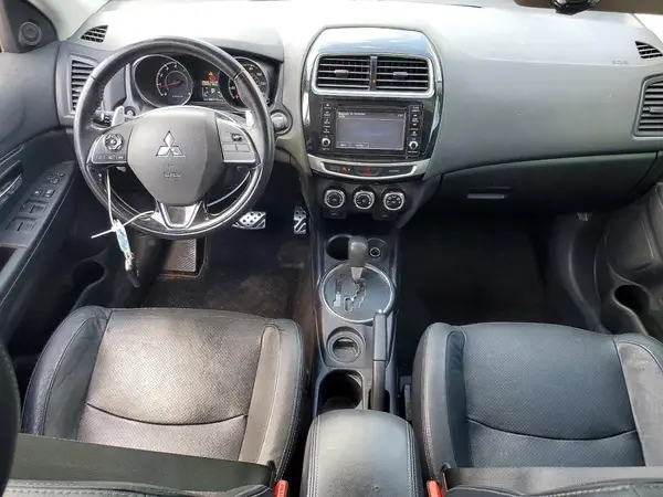 JA4AP4AW7HZ025344 2017 MITSUBISHI OUTLANDER - Image 8