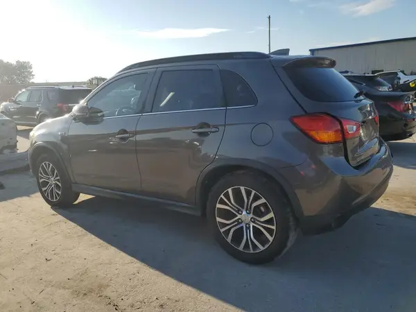 JA4AP4AW7HZ026641 2017 MITSUBISHI OUTLANDER - Image 2