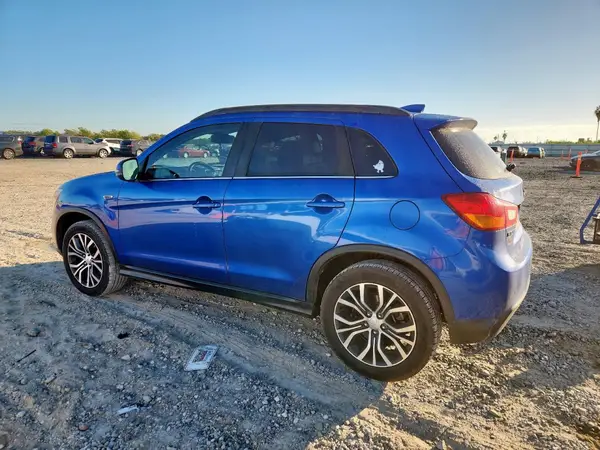 JA4AP4AW7HZ056285 2017 MITSUBISHI OUTLANDER - Image 2