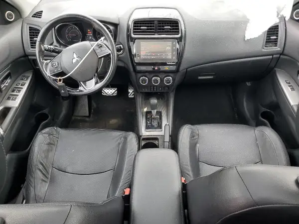 JA4AP4AW7JU008353 2018 MITSUBISHI OUTLANDER - Image 8