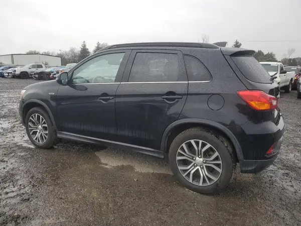 JA4AP4AW7JU024228 2018 MITSUBISHI OUTLANDER - Image 2