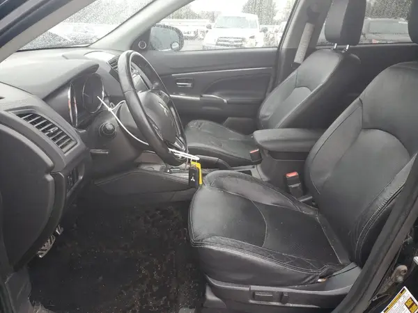 2018 MITSUBISHI OUTLANDER auction photo 7