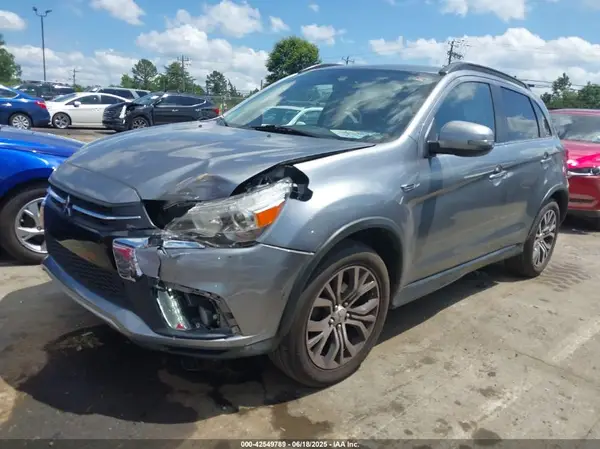 JA4AP4AW7JZ034695 2018 MITSUBISHI OUTLANDER - Image 2
