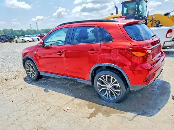 JA4AP4AW7KU010069 2019 MITSUBISHI OUTLANDER - Image 2