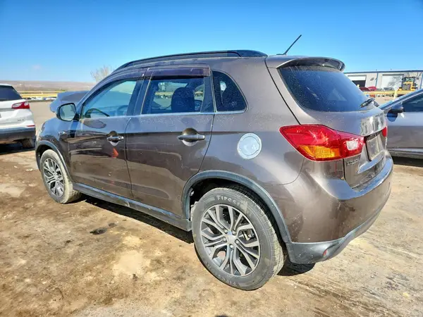 JA4AP4AW8GZ046833 2016 MITSUBISHI OUTLANDER - Image 2