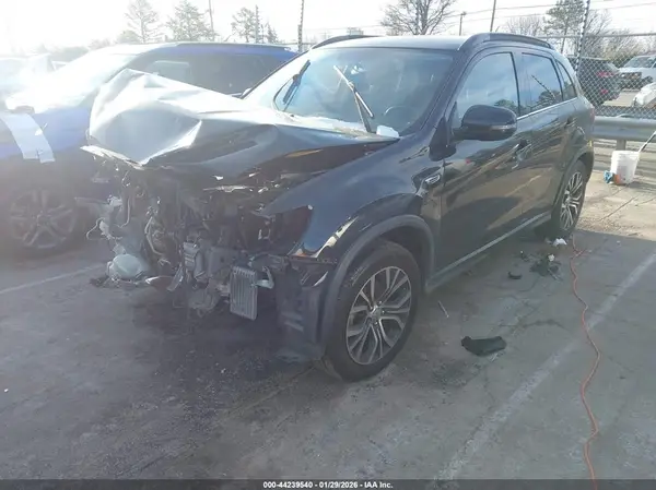 JA4AP4AW8GZ055192 2016 MITSUBISHI OUTLANDER - Image 2