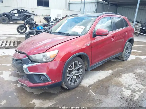 JA4AP4AWXGZ025871 2016 MITSUBISHI OUTLANDER - Image 2